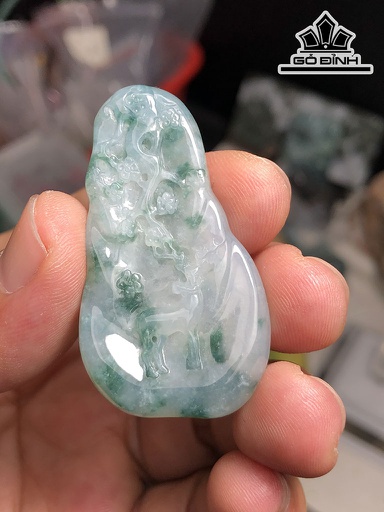 Mặt Dây Chuyền Lộc Mai Hoa Bay Đá Cẩm Thạch Cao 47 Ngang 26,3 Sâu 5 (mm) 10,9g