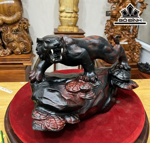 Tượng Hổ Phong Thủy Gỗ Trắc Cao 28 Ngang 50 Sâu 25 (cm)