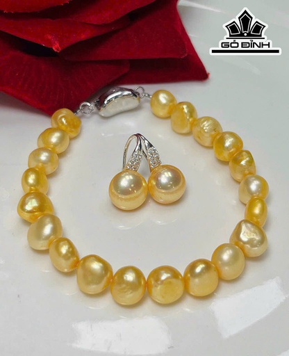 Set 2 Món Vòng Tay Ngọc Trai Thô Màu Vàng