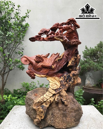 Tượng Đạt Ma Bay Gỗ Cẩm Cao 118 Ngang 70 Sâu 68 (cm)