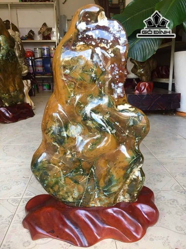 Tác Phẩm Đá Canxedon Đa Sắc Cao 60 Ngang 30 (cm) 25kg