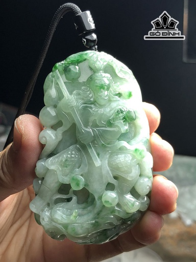 Mặt Dây Chuyền Đại Thánh Đá Cẩm Thạch Cao 78 Ngang 48 Sâu 21 (mm) 131g