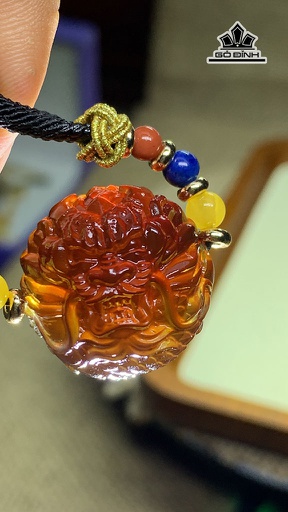 Mặt Dây Chuyền Rồng Đá Hổ Phách Đường Kính 21,5 (mm) 9,2g