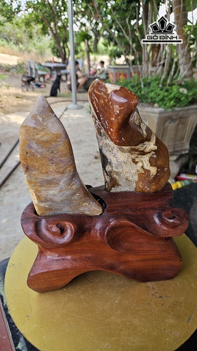 Cặp Phu Thê Đá Mã Não Đỏ Cao 26 Ngang 18 (cm) 4kg