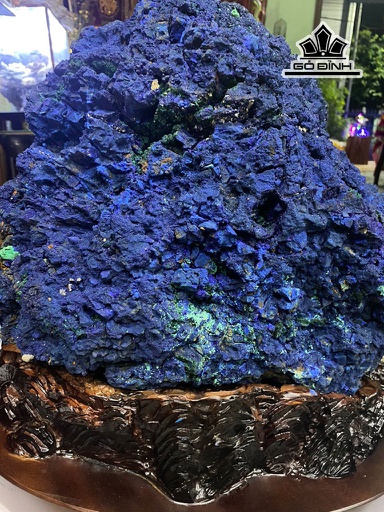 Tác Phẩm Đá Azurite Cao 48 Ngang 47 (cm) 63kg Riêng Đá 55kg