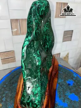 Tác Phẩm Đá Malachite Cao 22 (cm) 3,2kg