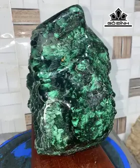 Tác Phẩm Đá Malachite Cao 27 (cm) 6,2kg