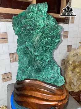 Tác Phẩm Đá Malachite Cao 42 (cm) 13kg