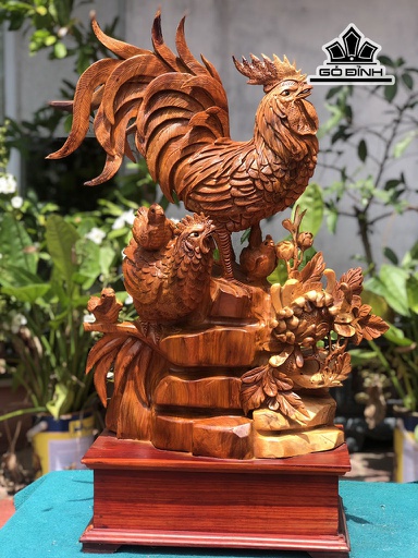 Tượng Gia Đình Gà Gỗ Hương Cao Cả Kỷ 83 Riêng Kỷ Cao 14 Ngang 55 Sâu 23 (cm)