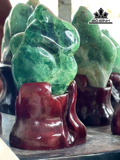 Đá Cảnh Đá Flourite Cao 50 Ngang 25 Sâu 20 (cm) 28kg