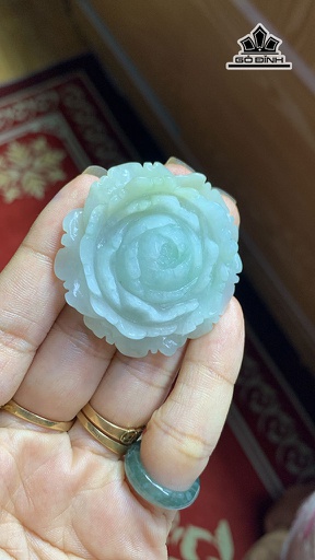 Mặt Dây Chuyền Hoa Đá Cẩm Thạch Cao 45,9 Ngang 11,8 (mm) 30,6g