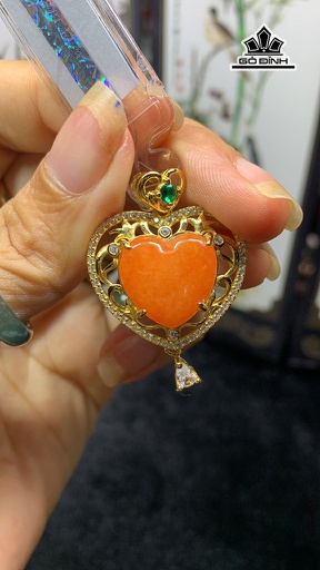 Mặt Dây Chuyền Trái Tim Đá Cẩm Thạch Cao 14,75 Ngang 14,4 (mm) 22,79cts
