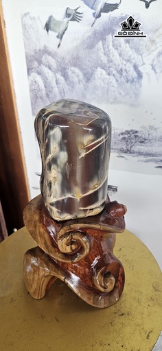 Tác Phẩm Khúc Cây Gỗ Hóa Ngọc Cao 27 Ngang 8 (cm) 3kg