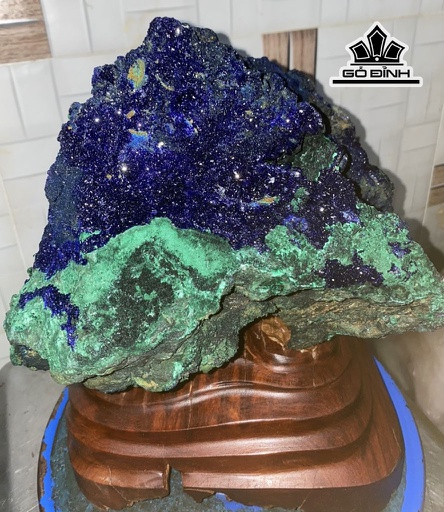 Tác Phẩm Đá Azurite Cao 30 Ngang 23 (cm) 10,8kg