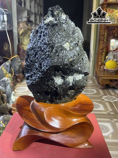 8 Bông Hoa Ưu Đàm Đá Trầm Tích Cao 37 (cm) 6,8kg