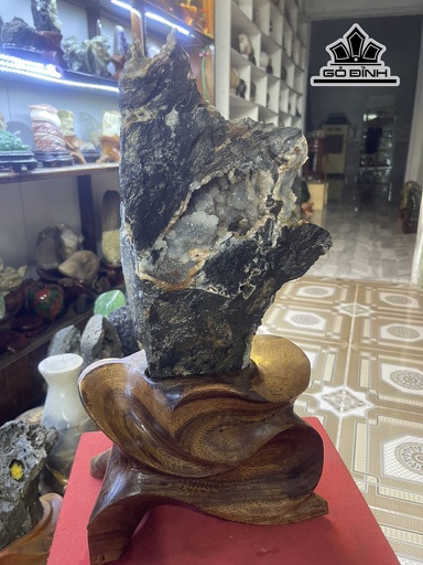 Tác Phẩm Đá Kim Sa Cao 42 (cm) 7kg