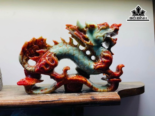 Tác Phẩm Nhất Long Đá Serpentine Ngũ Sắc Cao 27,5 Ngang 18 (cm) 3kg