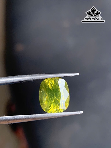 Viên Đá Zircon Vàng Cao 9 Ngang 8 Sâu 6 (mm) 4,1cts