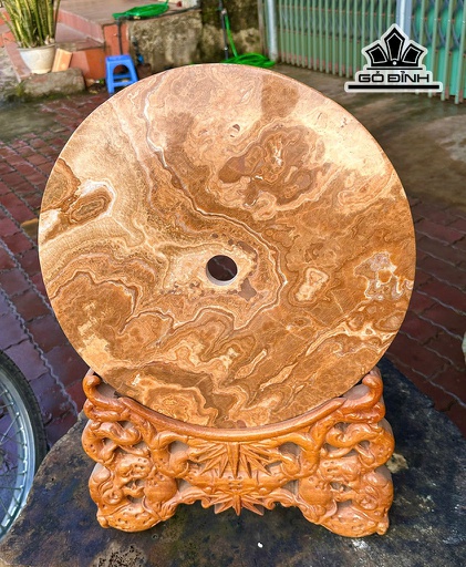 Tác Phẩm Đồng Điếu Đá Canxit Cao 58 Đường Kính 42 (cm)