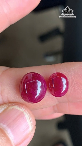 Cặp Đá Ruby Lục Yên 3,7 - 7,7cts