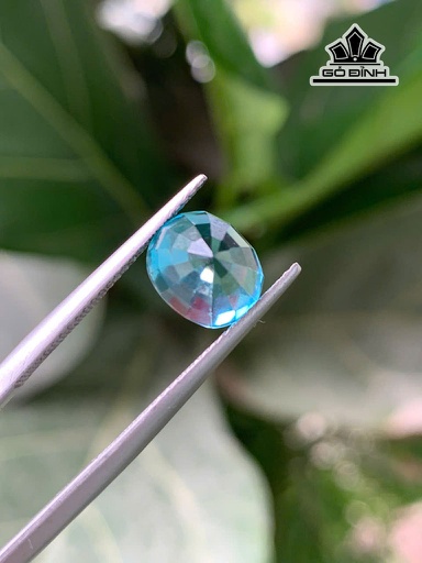 Viên Đá Zircon Xanh Cao 7,2 Ngang 6 Sâu 5 (mm) 5,20cts