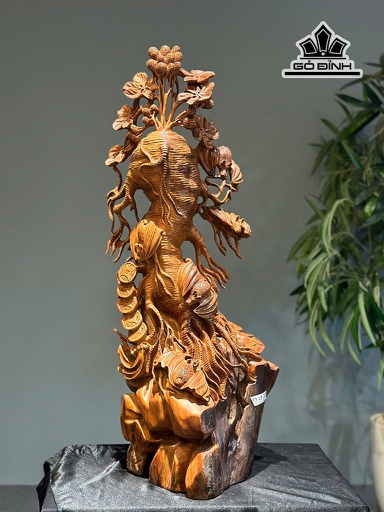 Tác Phẩm Sâm Trường Thọ Gỗ Ngọc Am Cao 89 Ngang 28 Sâu 25 (cm)