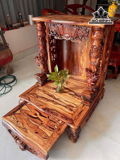 Bàn Thần Tài Gỗ Cẩm Việt Cao 87 Rộng 68 Chiều Sâu 68 (cm)