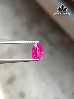 Viên Đá Ruby Hồng Đỏ Cao 7,2 Ngang 5,1 Sâu 3,4 (mm) 1,04cts