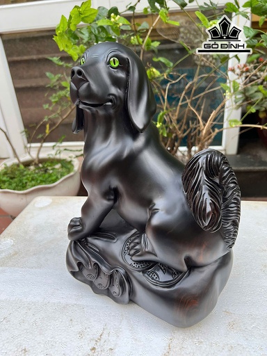 Tượng Chó Gỗ Mun Hoa Cao 30 Ngang 20 Sâu 16 (cm)