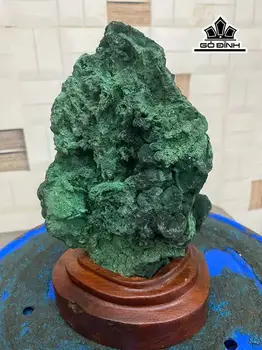 Tác Phẩm Đá Malachite Cao 19 (cm) 1,6kg