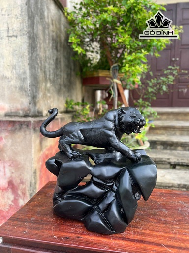 Tượng Hổ Phong Thủy Gỗ Mun Sừng Cao 33 Ngang 33 Sâu 17 (cm)