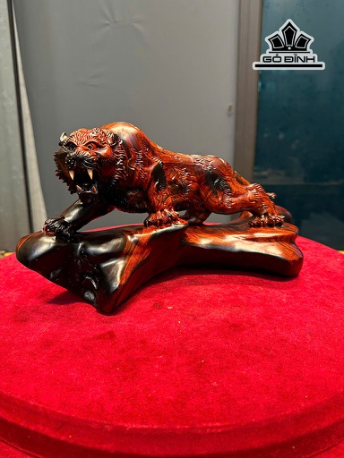 Tượng Hổ Phong Thủy Gỗ Cẩm Cao 18 Ngang 34 Sâu 11 (cm)