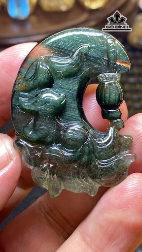 Hồ Ly Đá Thạch Anh Tóc Xanh 81,60cts