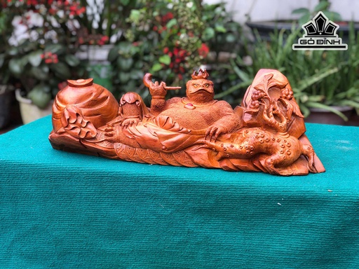 Cụ Cóc Xông Trầm Gỗ Hương Cao 18 Ngang 56 Sâu 16 (cm)