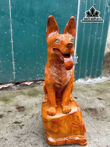 Tượng Chó Gỗ Hương Cao 56 Ngang 20 Sâu 24 (cm)