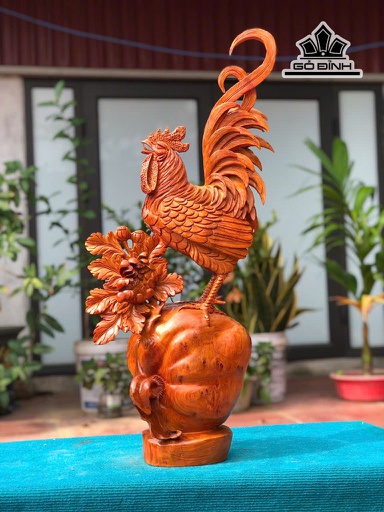 Tượng Gà Trống Gỗ Hương Cao 80 Ngang 35 Sâu 19 (cm)