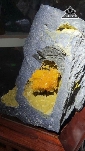 Tác Phẩm Hoa Ưu Đàm Đá Trầm Tích Cao 38 Ngang 20 (cm) 6,8kg