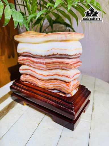 Tác Phẩm Thịt Heo Đá Canxit Cao 18 Ngang 15 (cm) 3,3kg