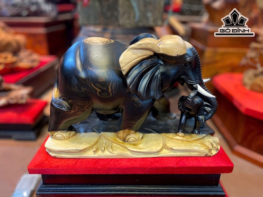 Tượng Voi Mẫu Tử Gỗ Mun Hoa Cao 23 Ngang 38 Sâu 16 (cm) - Cả Kỷ Cao 33