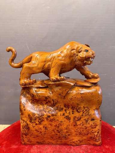 Tượng Hổ Phong Thủy Gỗ Nu Ngọc Am Cao 40 Ngang 37 Sâu 19 (cm)