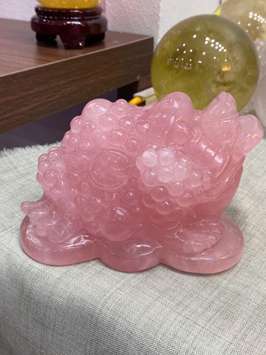 Tác Phẩm Thiềm Thừ Đá Thạch Anh Hồng Cao 14 Ngang 10 Sâu 9 (cm) 1,46kg