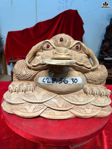 Tượng Thiềm Thừ Gỗ Ngọc Am Cao 28 Ngang 36 Sâu 30 (cm)