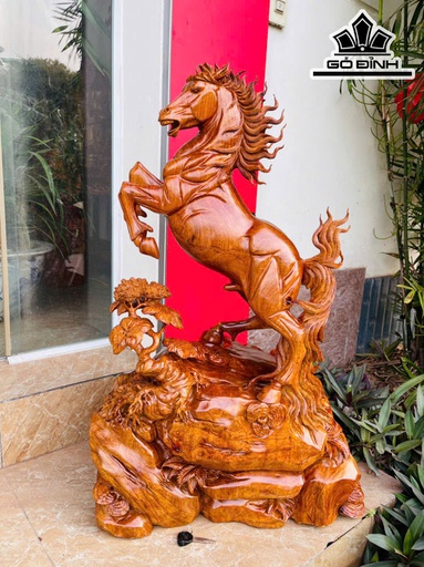 Tượng Ngựa Phong Thủy (Nhất Mã Phi Thiên) Gỗ Hương Cao 90 Ngang 60 Sâu 39 (cm) - 45kg