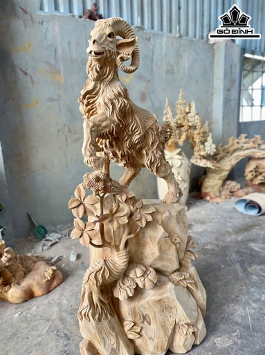 Tượng Dê Phong Thủy Gỗ Ngọc Am Cao 106 Ngang 48 Sâu 36 (cm)