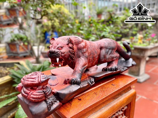 Tượng Hổ Phong Thủy Gỗ Trắc Cao 16 Ngang 44 Sâu 17 (cm)