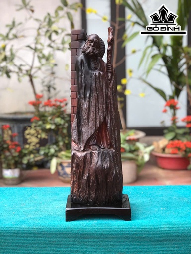 Tượng Đạt Ma Sư Tổ Gỗ Trắc Cao 58 Ngang 18 Sâu 11 (cm)
