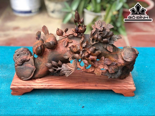 Tượng Phu Thê Viên Mãn Gỗ Trắc Cao 28 Ngang 42 Sâu 15 (cm)