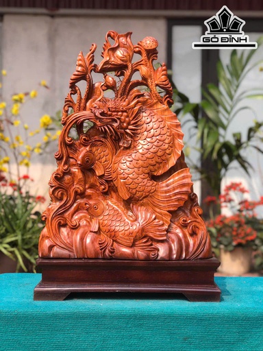 Tượng Cá Chép Hóa Rồng Gỗ Hương Cao 69 Ngang 45 Sâu 15 (cm)