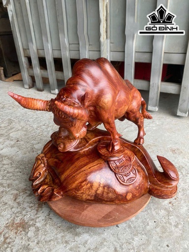 Tượng Bò Tót Gỗ Cẩm Cao 36 Ngang 42 Sâu 26 (cm)