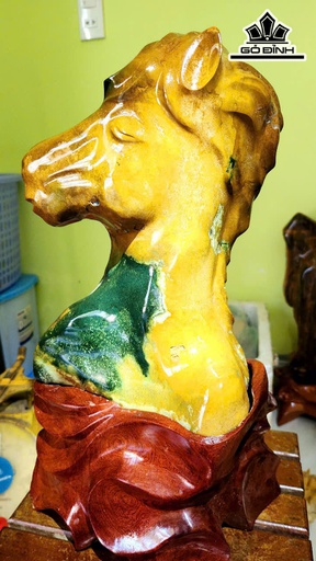 Tác Phẩm Đá Canxedon Cả Đế Cao 46 Ngang 25 (cm) 8,4kg